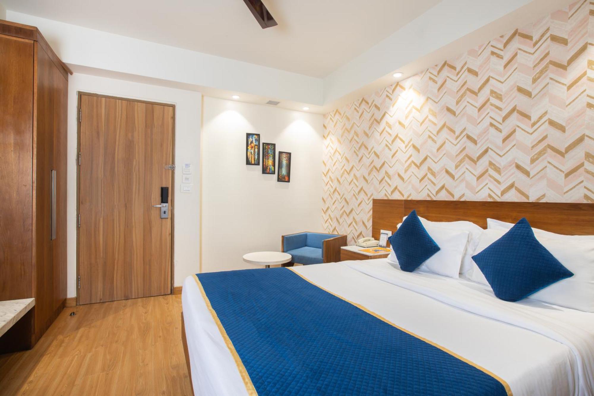 The Orion Plaza - Nehru Place Hotel 4*